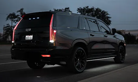 Mobile view Allen black car service to DFW Airport and Dallas Love Field with luxury chauffeur transportation